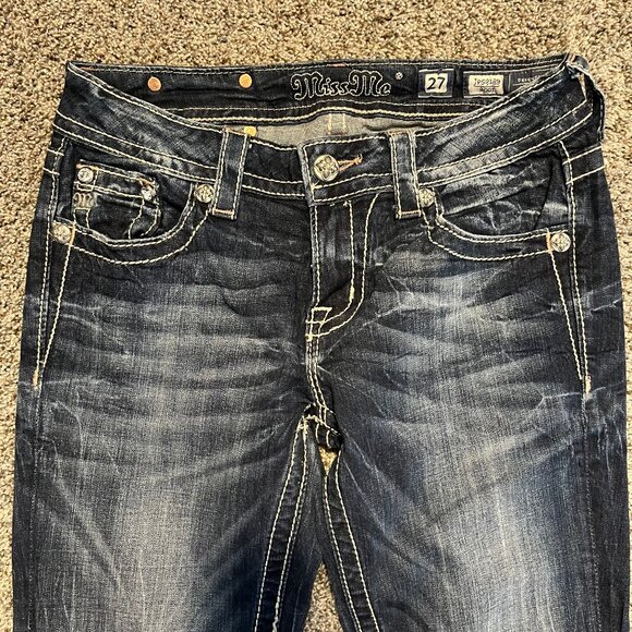 Miss Me Jeans, Size 27, Boot cut, rhinestones and sequins! - Picture 2 of 15